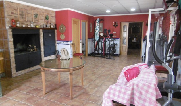 Resale - Villa -
Yecla - Inland