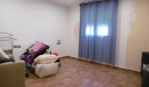 Reventa - Villa -
Yecla - Inland