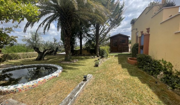 Resale - Villa -
Penaguila - Inland