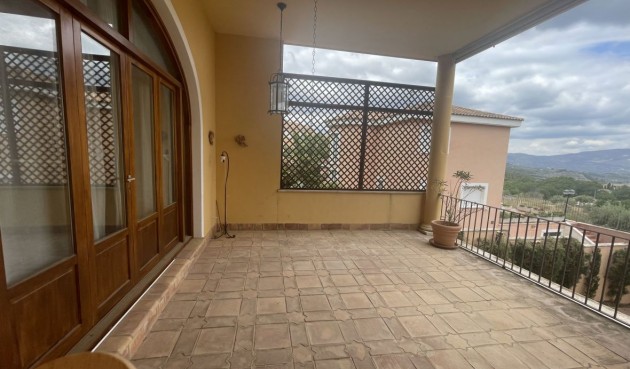 Resale - Villa -
Penaguila - Inland