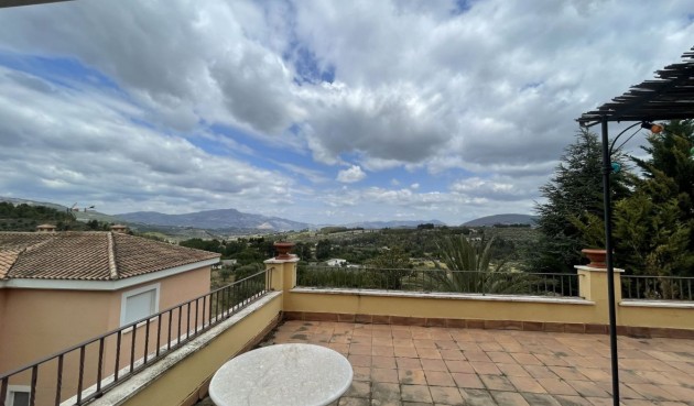 Reventa - Villa -
Penaguila - Inland