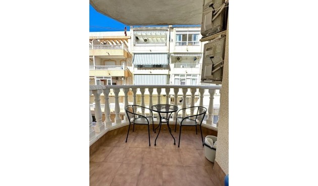 Återförsäljning - Apartment -
Torrevieja - Costa Blanca