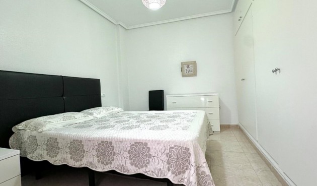 Återförsäljning - Apartment -
Torrevieja - Costa Blanca