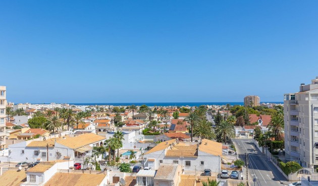 Återförsäljning - Takvåning -
Torrevieja - Nueva Torrevieja