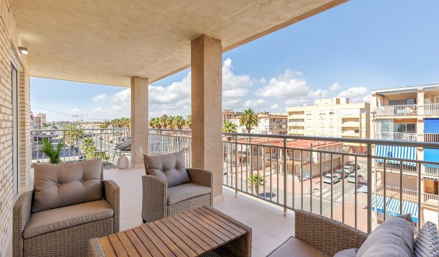 Resale - Apartment -
Torrevieja - Playa De Los Naufragos