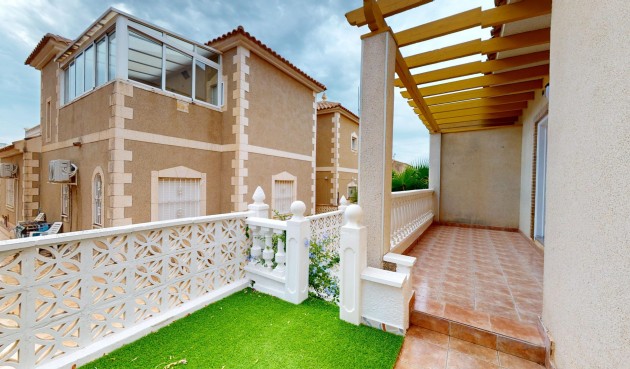 Reventa - Town House -
San Miguel de Salinas - Inland