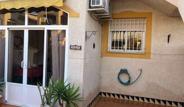 Återförsäljning - Apartment -
Guardamar del Segura - Costa Blanca