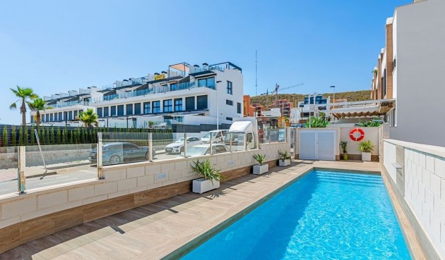 Återförsäljning - Town House -
Guardamar del Segura - Costa Blanca