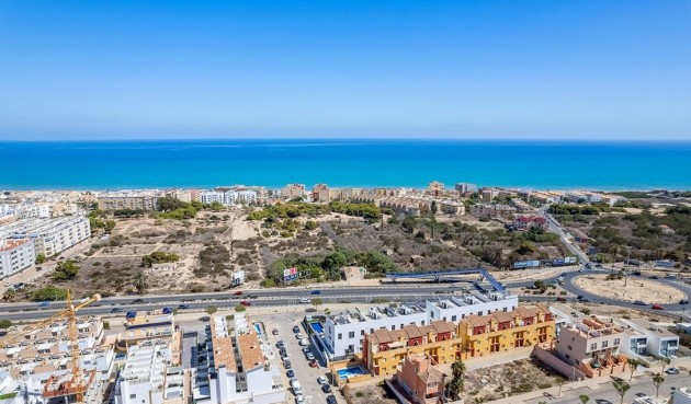 Återförsäljning - Town House -
Guardamar del Segura - Costa Blanca