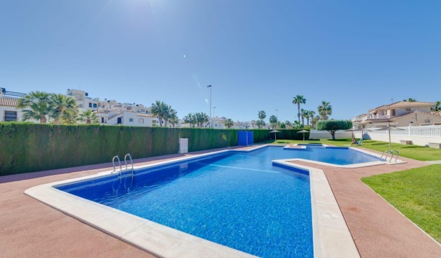 Återförsäljning - Villa -
Orihuela Costa - Costa Blanca