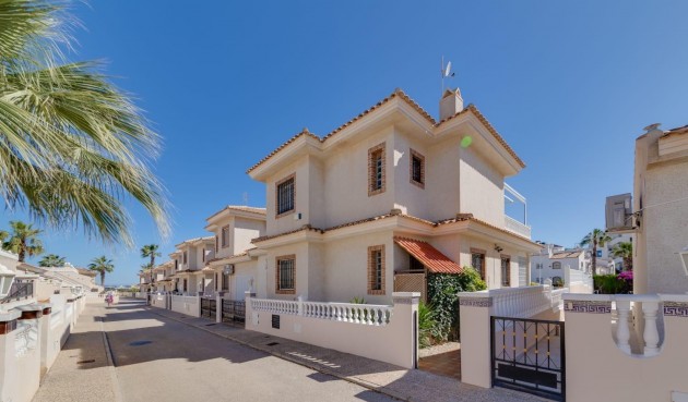 Återförsäljning - Villa -
Orihuela Costa - Costa Blanca