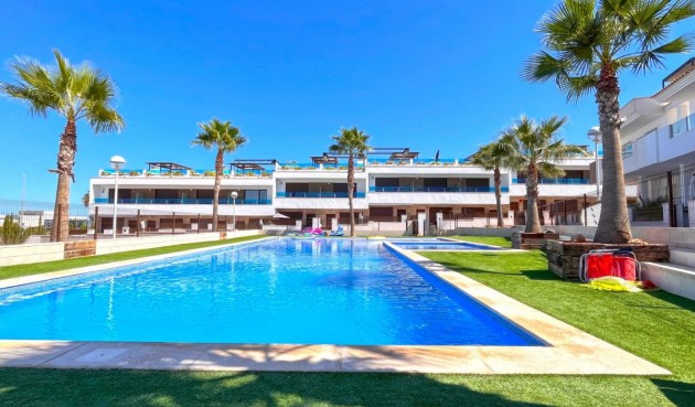 Återförsäljning - Town House -
Torrevieja - Costa Blanca