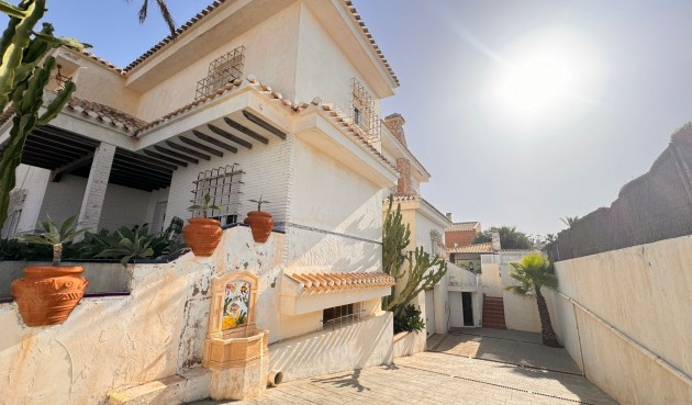 Återförsäljning - Villa -
La Manga del Mar Menor - Costa Calida