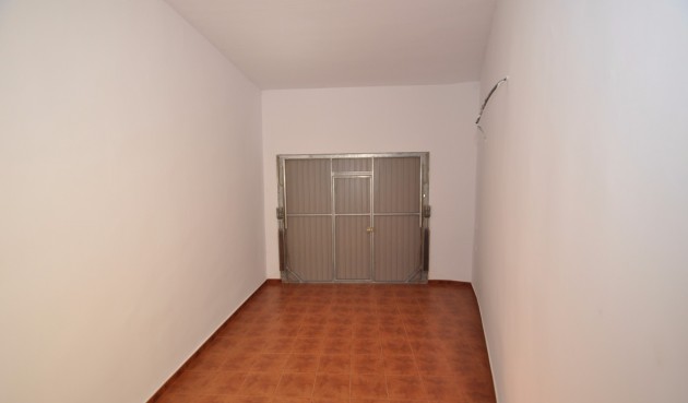 Resale - Town House -
Pinoso - Inland