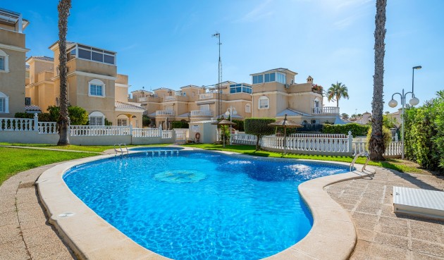 Reventa - Villa -
Orihuela - Inland