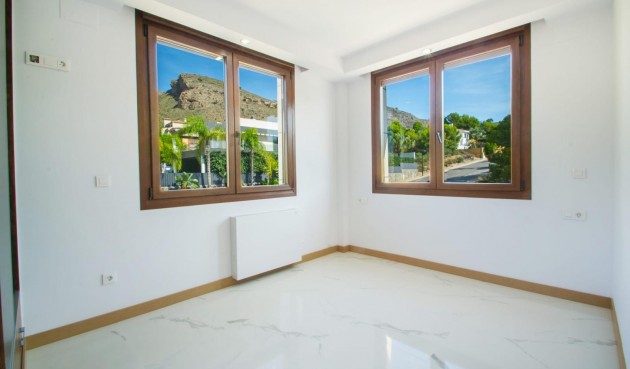 Resale - Villa -
Finestrat - Costa Blanca