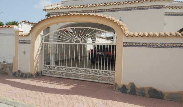 Reventa - Villa -
Ciudad Quesada - Costa Blanca