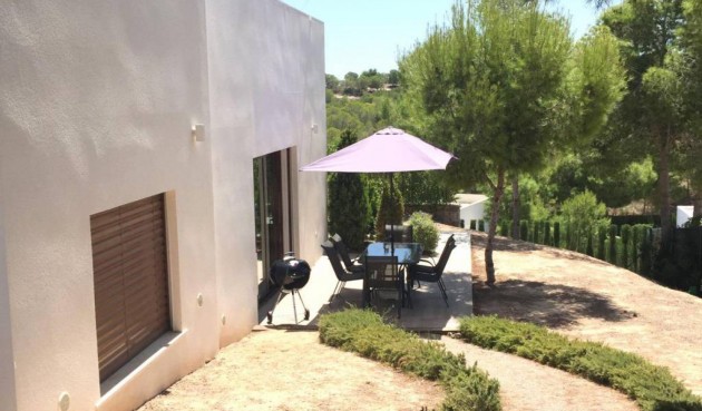 Resale - Villa -
Dehesa de Campoamor - Costa Blanca