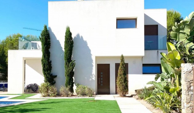 Reventa - Villa -
Dehesa de Campoamor - Costa Blanca