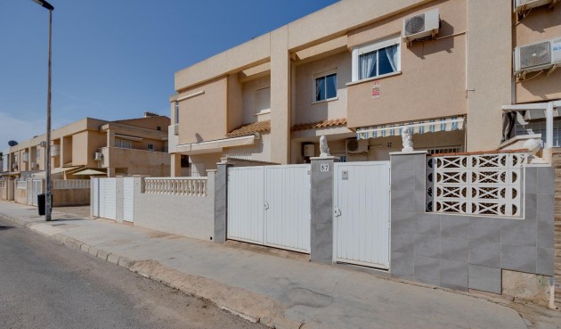 Återförsäljning - Duplex -
Torrevieja - Aguas Nuevas 2