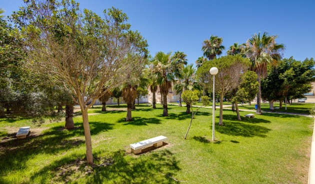 Återförsäljning - Duplex -
Torrevieja - Aguas Nuevas 2