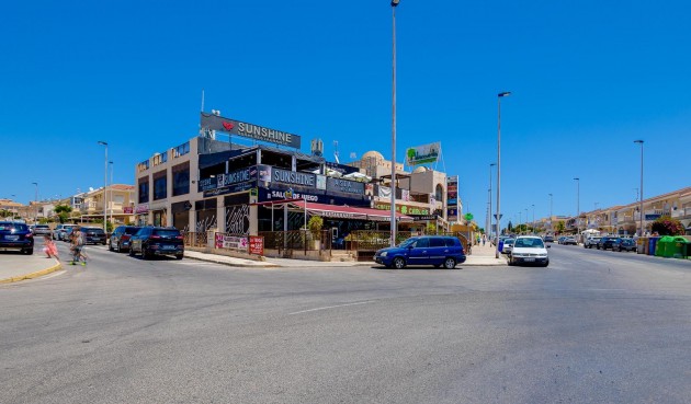 Återförsäljning - Duplex -
Torrevieja - Aguas Nuevas 2