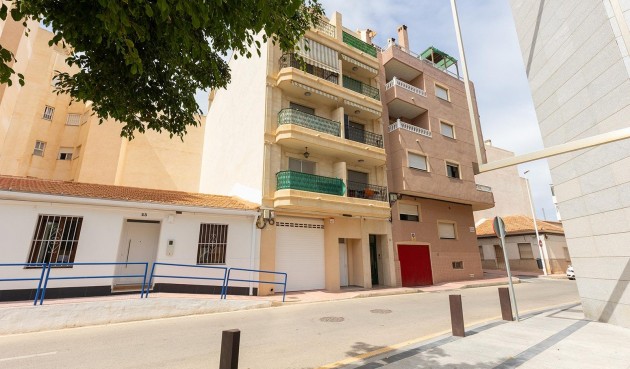 Återförsäljning - Apartment -
Torrevieja - La Mata