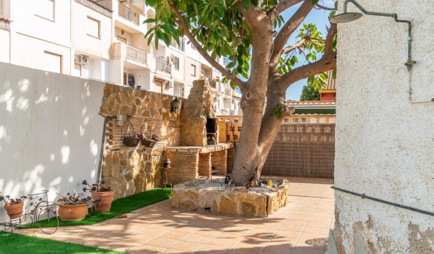 Resale - Villa -
Orihuela Costa - Punta Prima