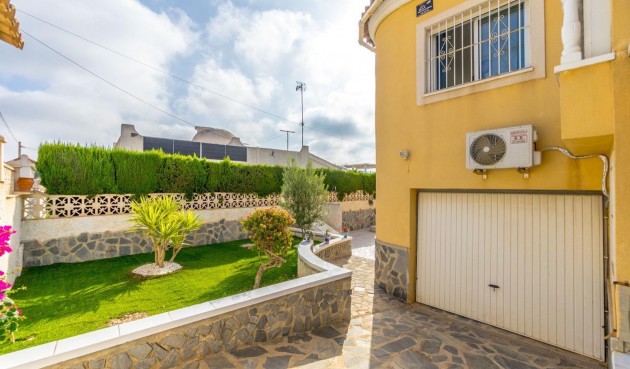 Reventa - Villa -
Orihuela Costa - Villamartín