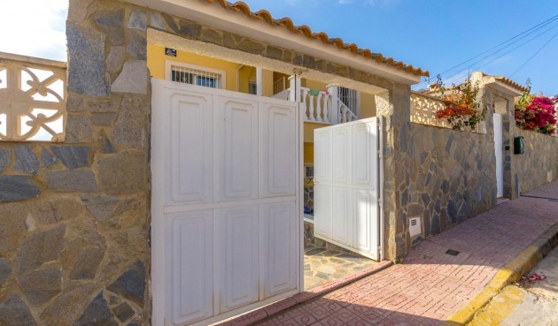 Reventa - Villa -
Orihuela Costa - Villamartín