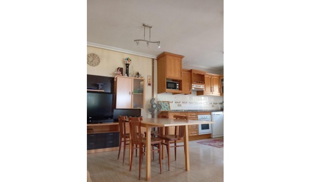 Resale - Bungalow -
Orihuela Costa - PAU 26