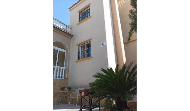 Reventa - Bungalow -
Orihuela Costa - PAU 26