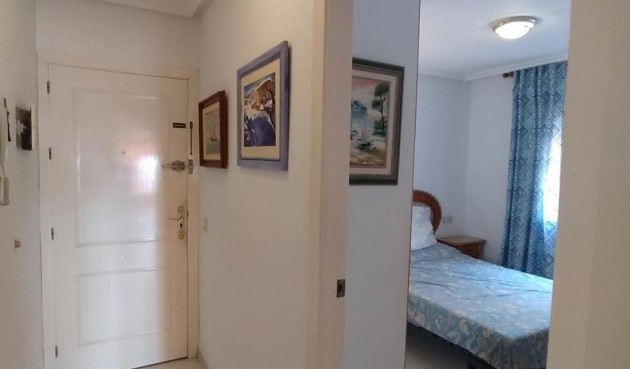 Återförsäljning - Apartment -
Torrevieja - Acequion