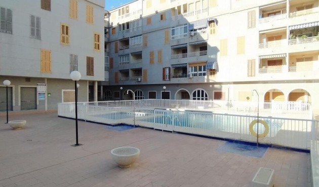 Brukt - Apartment -
Torrevieja - Acequion