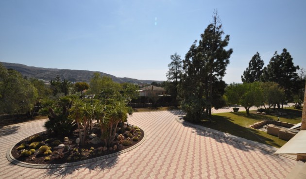 Resale - Villa -
Elda - Inland