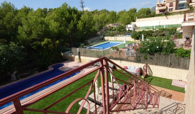 Återförsäljning - Town House -
La Nucía - Costa Blanca