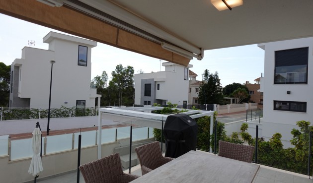 Återförsäljning - Town House -
La Nucía - Costa Blanca