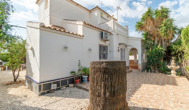 Återförsäljning - Villa -
Orihuela Costa - La Florida