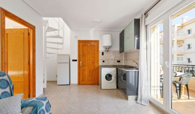 Återförsäljning - Town House -
Playa Flamenca - Costa Blanca