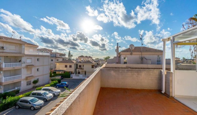 Återförsäljning - Town House -
Playa Flamenca - Costa Blanca