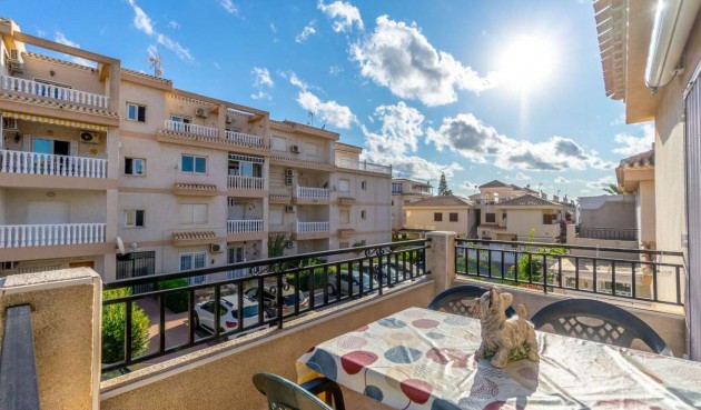 Återförsäljning - Town House -
Playa Flamenca - Costa Blanca