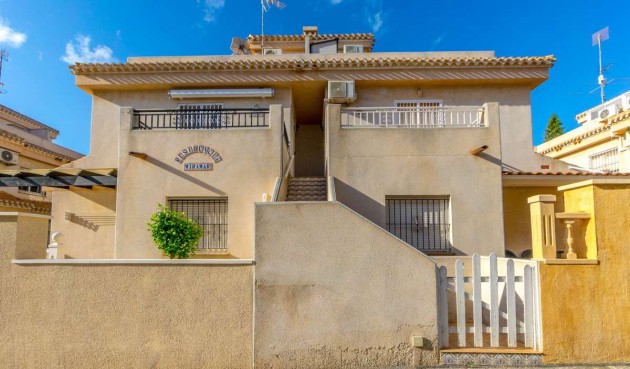 Återförsäljning - Town House -
Playa Flamenca - Costa Blanca