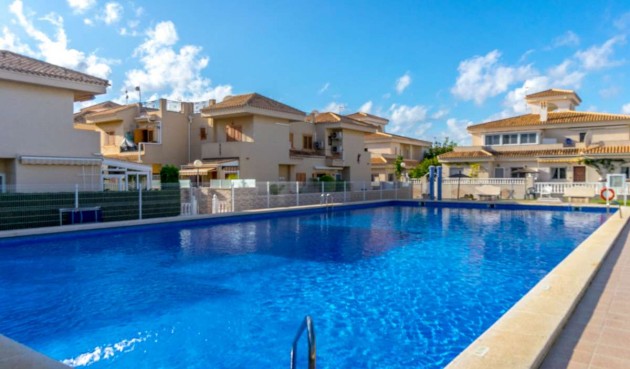 Återförsäljning - Town House -
Playa Flamenca - Costa Blanca