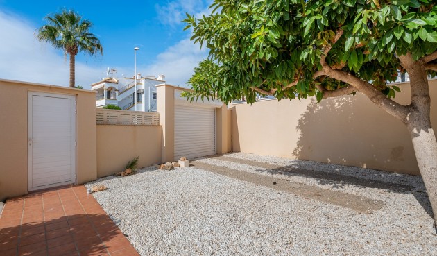 Resale - Villa -
Orihuela Costa - Costa Blanca