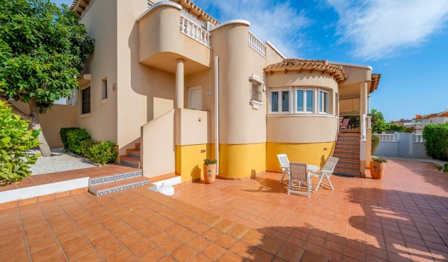 Reventa - Villa -
Orihuela Costa - Costa Blanca