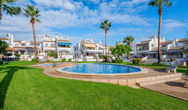 Resale - Villa -
Orihuela Costa - Costa Blanca