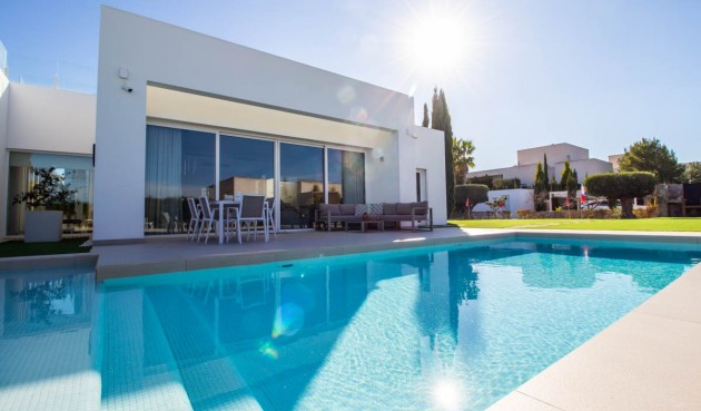 Resale - Villa -
Orihuela - Inland