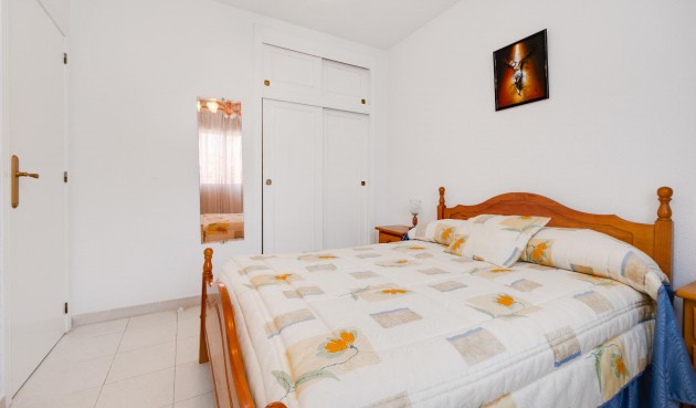 Återförsäljning - Bungalow -
Torrevieja - Costa Blanca