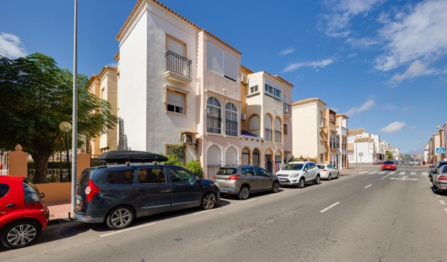 Återförsäljning - Bungalow -
Torrevieja - Costa Blanca