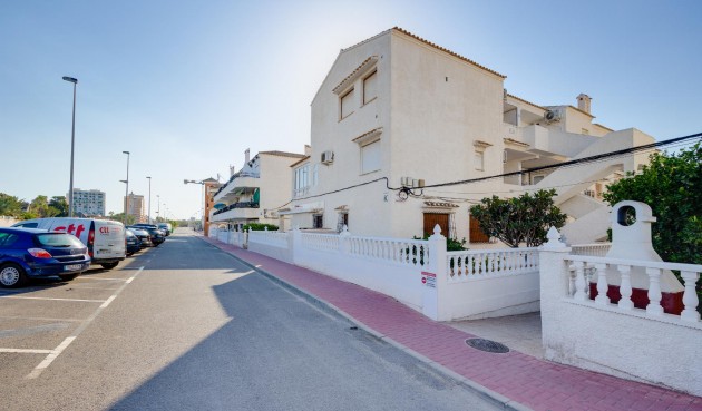 Återförsäljning - Bungalow -
Torrevieja - Costa Blanca